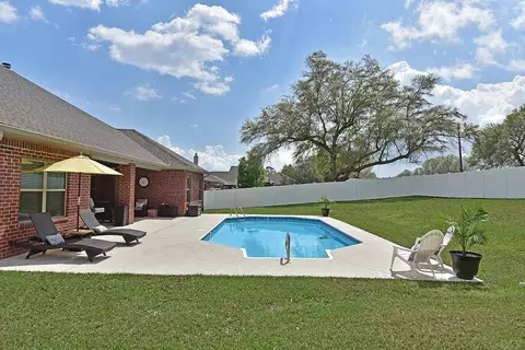 5951 Cromwell Dr, Pace, FL 32571 photo 2