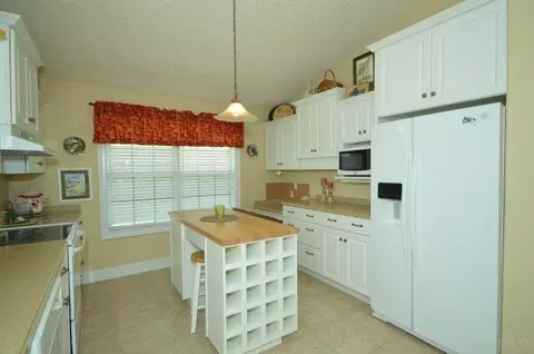 3938 Windsor Castle Blvd, Milton, FL 32583 photo 17