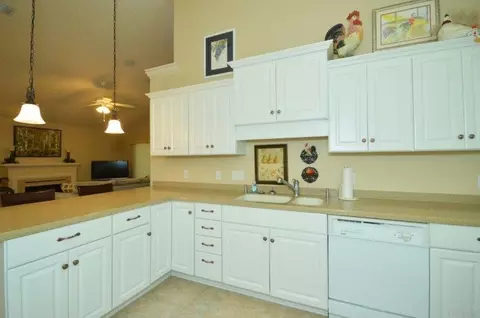 3938 Windsor Castle Blvd, Milton, FL 32583 photo 15