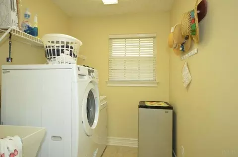 3938 Windsor Castle Blvd, Milton, FL 32583 photo 30