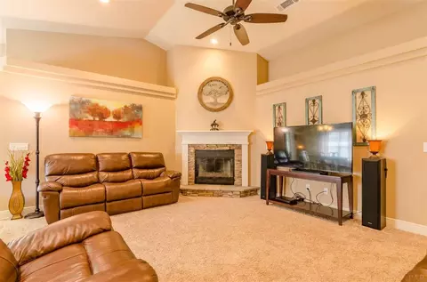 5563 Tucker Cir, Pace, FL 32571 photo 10