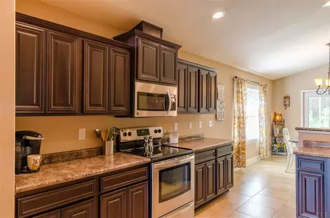 5563 Tucker Cir, Pace, FL 32571 photo 4