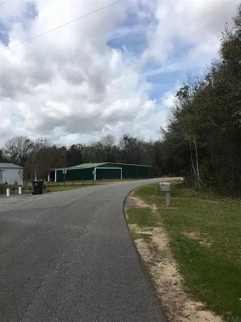 4308 Watermill Rd, Jay, FL 32565 photo 4