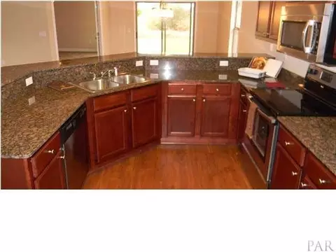 5565 Peach Dr, Pace, FL 32571 photo 5