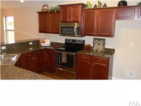 5565 Peach Dr, Pace, FL 32571 photo 6