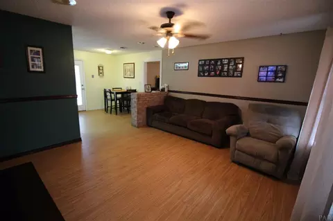 6437 Hunter St, Milton, FL 32570 photo 8