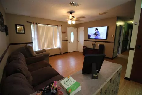 6437 Hunter St, Milton, FL 32570 photo 4