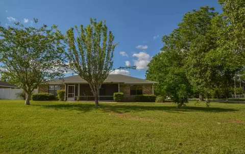 700 Cricket Cir, Cantonment, FL 32533 photo 2