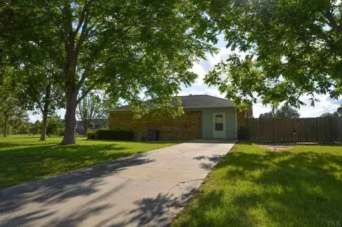 700 Cricket Cir, Cantonment, FL 32533 photo 3