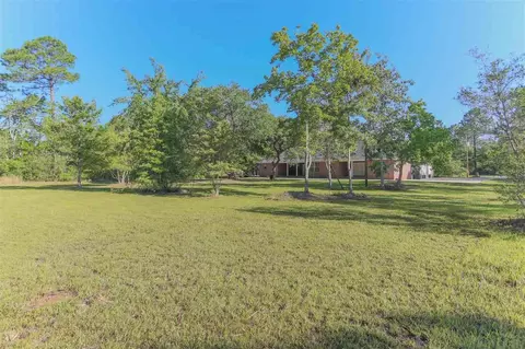 1901 Pandora Dr, Milton, FL 32583 photo 12