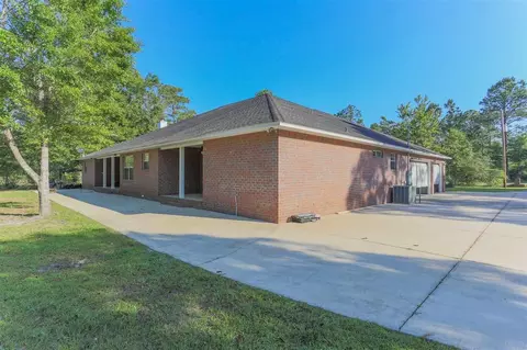 1901 Pandora Dr, Milton, FL 32583 photo 6