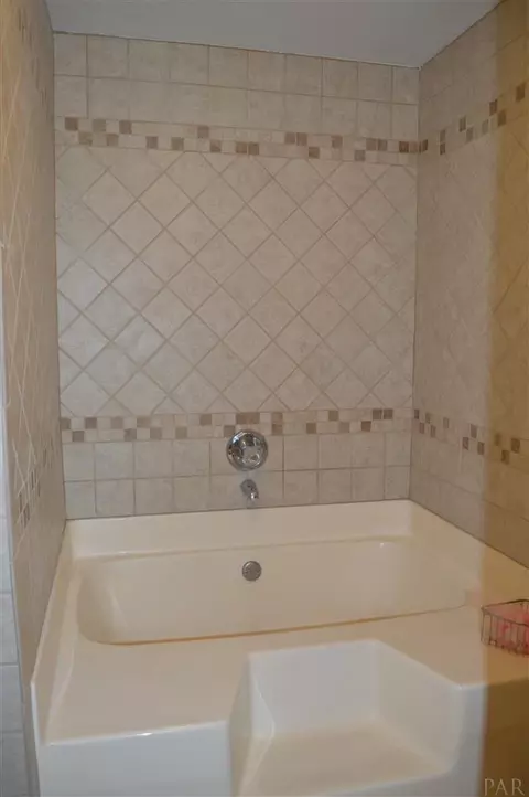 Undisclosed, Pace, FL 32571 photo 6