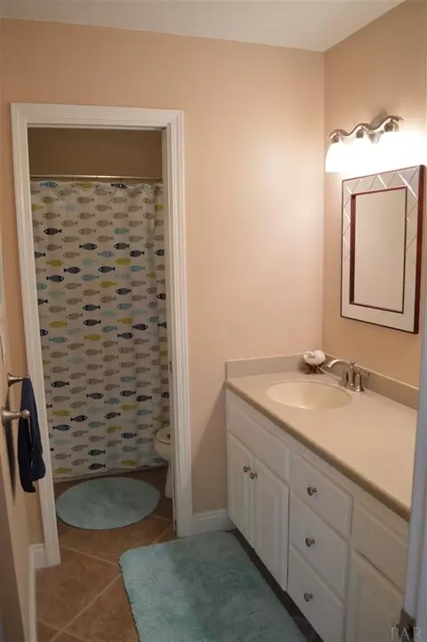 Undisclosed, Pace, FL 32571 photo 9