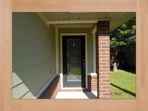 5927 Dunridge Dr, Pace, FL 32571 photo 2