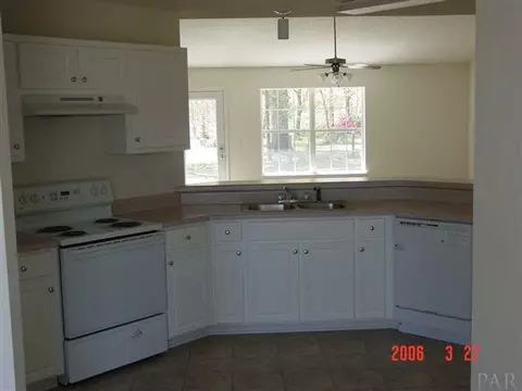 5305 English Oak Cir, Pace, FL 32571 photo 7