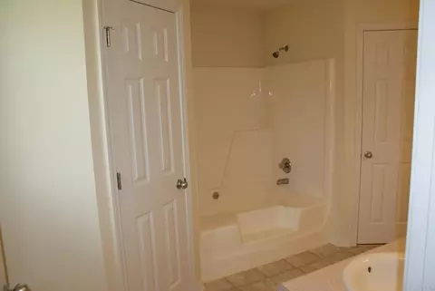 5305 English Oak Cir, Pace, FL 32571 photo 2