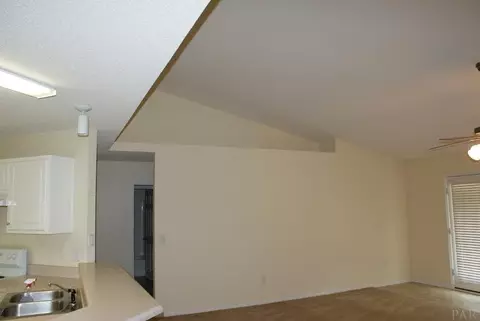 5305 English Oak Cir, Pace, FL 32571 photo 4