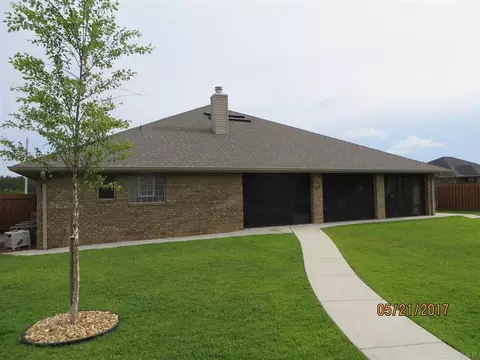 4902 Tributary Dr, Milton, FL 32570 photo 2