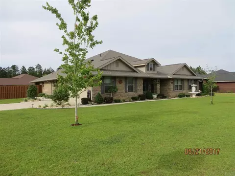 4902 Tributary Dr, Milton, FL 32570 photo 3