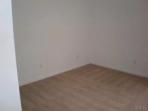 5781 Eagle Dr, Milton, FL 32570 photo 6
