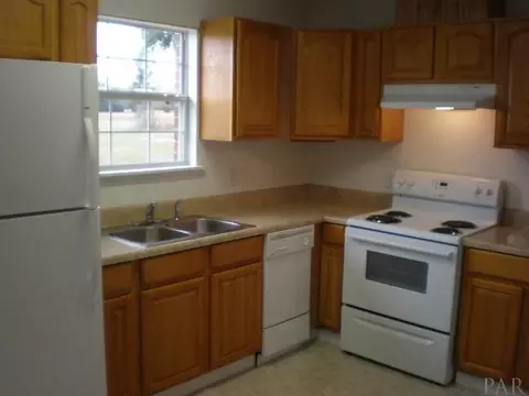 5781 Eagle Dr, Milton, FL 32570 photo 3