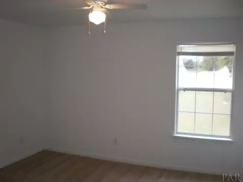 5781 Eagle Dr, Milton, FL 32570 photo 7