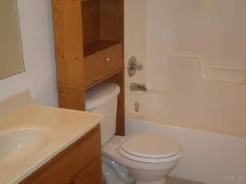 5781 Eagle Dr, Milton, FL 32570 photo 10