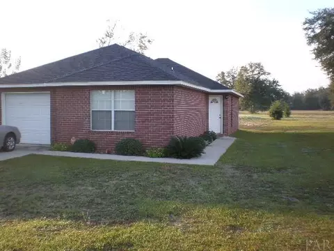 5781 Eagle Dr, Milton, FL 32570 photo 1