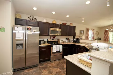 196 Millet Cir, Cantonment, FL 32533 photo 10