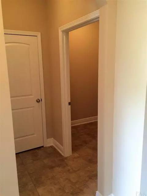 3650 Hawks Landing Cir, Pace, FL 32571 photo 8