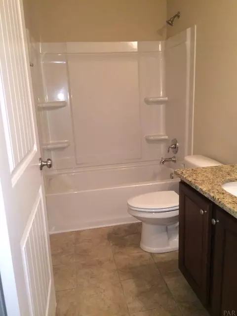 3650 Hawks Landing Cir, Pace, FL 32571 photo 15