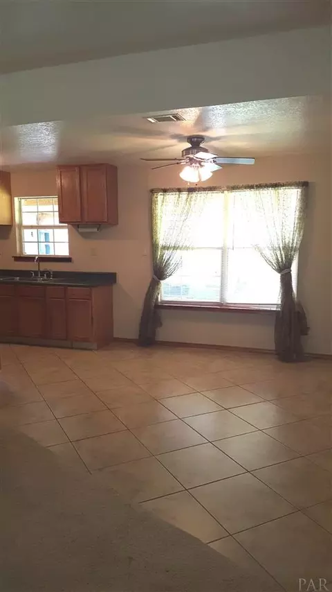 8852 Chickamauga Dr, Milton, FL 32583 photo 8