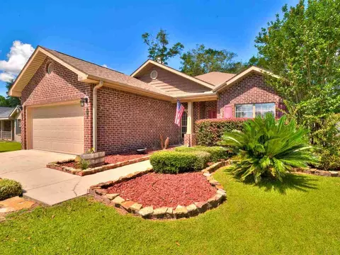 5841 Rustic Ridge Cir, Milton, FL 32570 photo 1