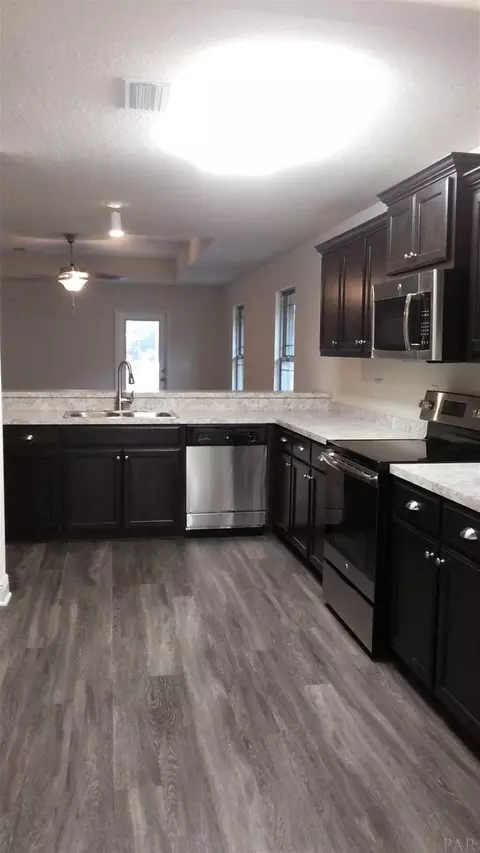 4429 Fiske St, Pace, FL 32571 photo 6