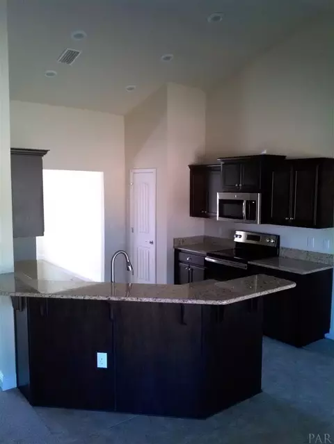 4792 Ambition Ct, Milton, FL 32570 photo 2