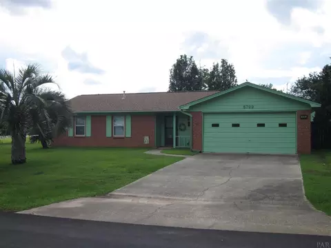 5799 Dove Dr, Pace, FL 32571 photo 2