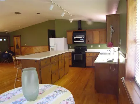 11242 S Lakeview Dr, Milton, FL 32583 photo 6