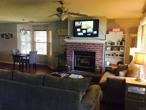 5408 Hamilton Cv, Pace, FL 32571 photo 4