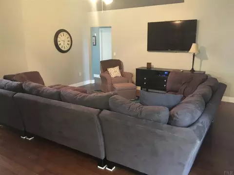 3902 Elevator Ct, Pace, FL 32571 photo 2