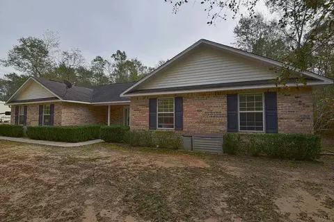 3101 Apache Dr, Pace, FL 32571 photo 1