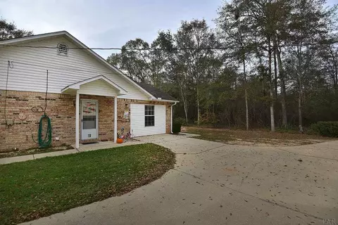 3101 Apache Dr, Pace, FL 32571 photo 4