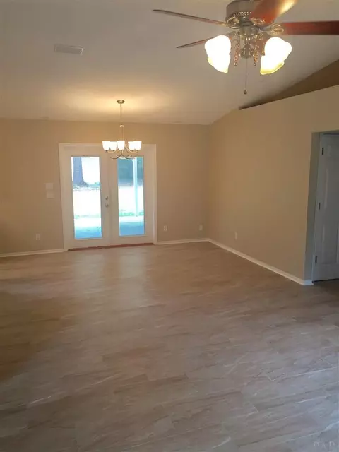 5569 Chipper Ln, Pace, FL 32571 photo 3