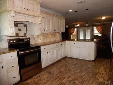 4730 Hall Rd, Mcdavid, FL 32568 photo 7