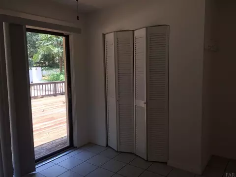 7631 Lakeside Dr, Milton, FL 32583 photo 18