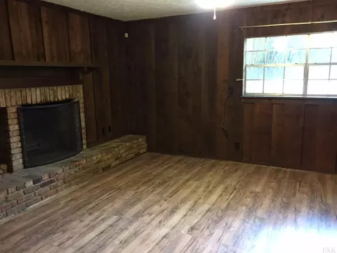 7631 Lakeside Dr, Milton, FL 32583 photo 15