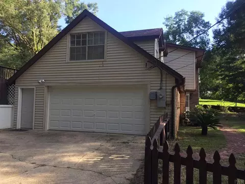 7631 Lakeside Dr, Milton, FL 32583 photo 4