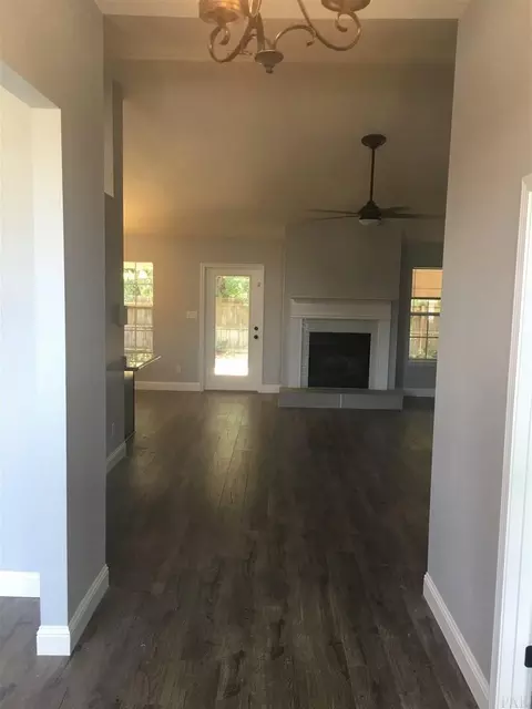 4039 Buttonbush Dr, Milton, FL 32583 photo 4