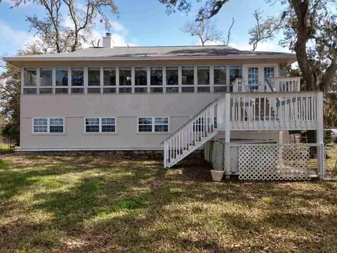 341 S Garcon Point Rd, Milton, FL 32583 photo 3