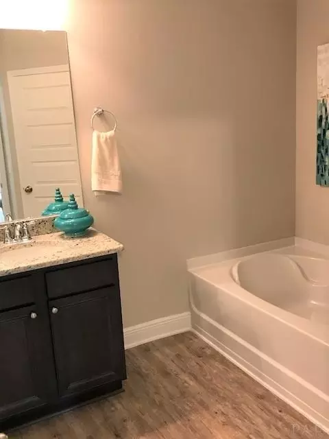 3670 Hawks Landing Cir, Pace, FL 32571 photo 24