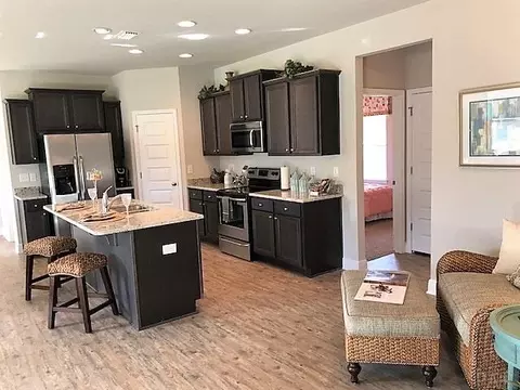 3670 Hawks Landing Cir, Pace, FL 32571 photo 8